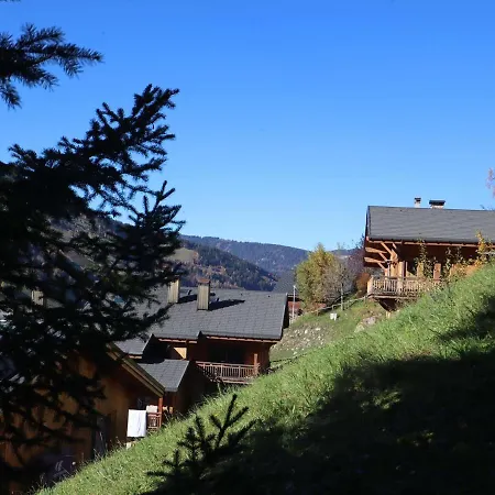 Lumineux 2 Chambres, Parking, Terrasse, Proche Commerces Et Pistes A Areches-beaufort - Fr-1-342-226 Beaufort (Savoie)